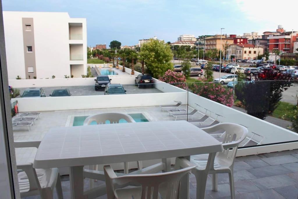 West Beach 2 Jesolo Lido di Jesolo Exterior foto